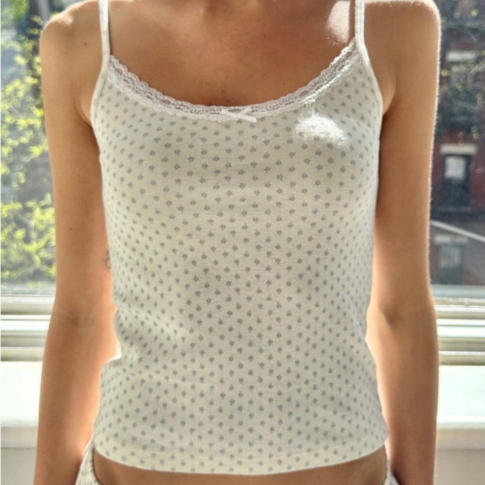 Skylar Floral Lace tank